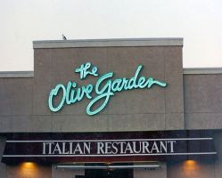 Olive Garden Neon Sign in Concord, CA