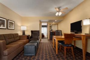 hot spring hotel inglewood Embassy Suites by Hilton Los Angeles International Airport South