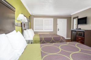 Guest room at the Super 8 by Wyndham Inglewood/LAX/LA Airport in Inglewood, California