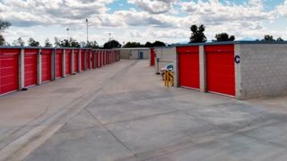 automobile storage facility moreno valley Security Public Storage