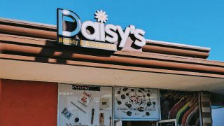 dye store oceanside Daisy's Beauty & Accessories
