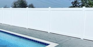 fence contractor oceanside Xtreme Custom D&B
