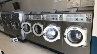 laundromat oxnard Sycamore Coin Laundry