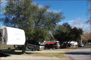 Looking for a great RV park in Anaheim? Look no further. Read on to learn about our RV facilities and amenities.