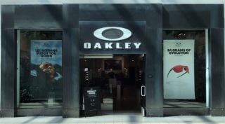 stores to buy women s sunglasses sacramento Oakley Store