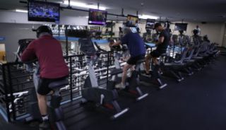 gyms open 24 hours san diego EōS Fitness