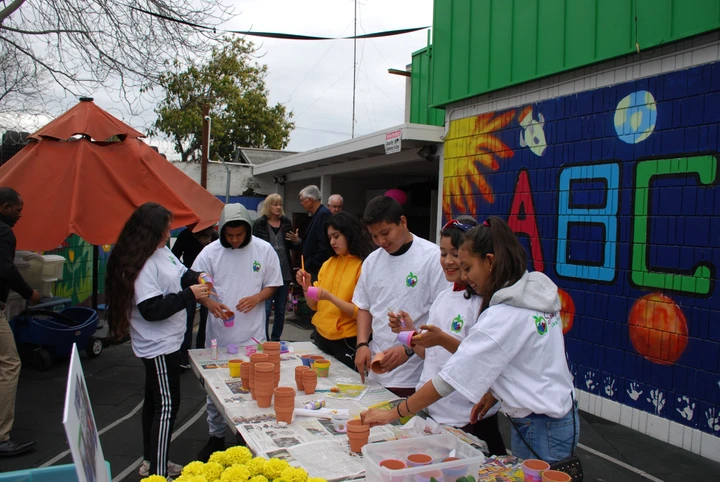 food bank san jose Santa Maria Urban Ministry - Food Distribution Center