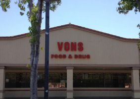 dry fruit store thousand oaks Vons