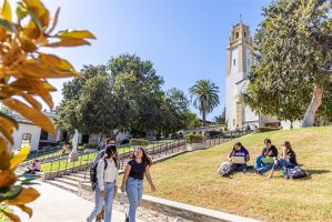 womens college thousand oaks Mount Saint Mary's University Los Angeles (Chalon Campus)
