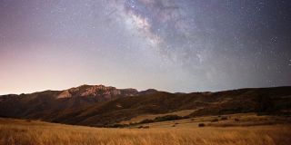 Visit Rancho Sierra Vista and Satwiwa and gaze at our beautiful night sky.