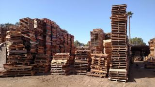 pallet supplier thousand oaks Doovis Pallets