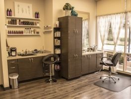 hair salon thousand oaks Sola Salon Studios