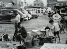 Food stands making okonomiyaki were everywhere as the city rebuilt itself.