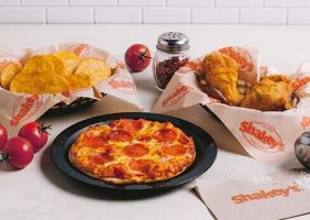 meal delivery victorville Shakey's Pizza Parlor
